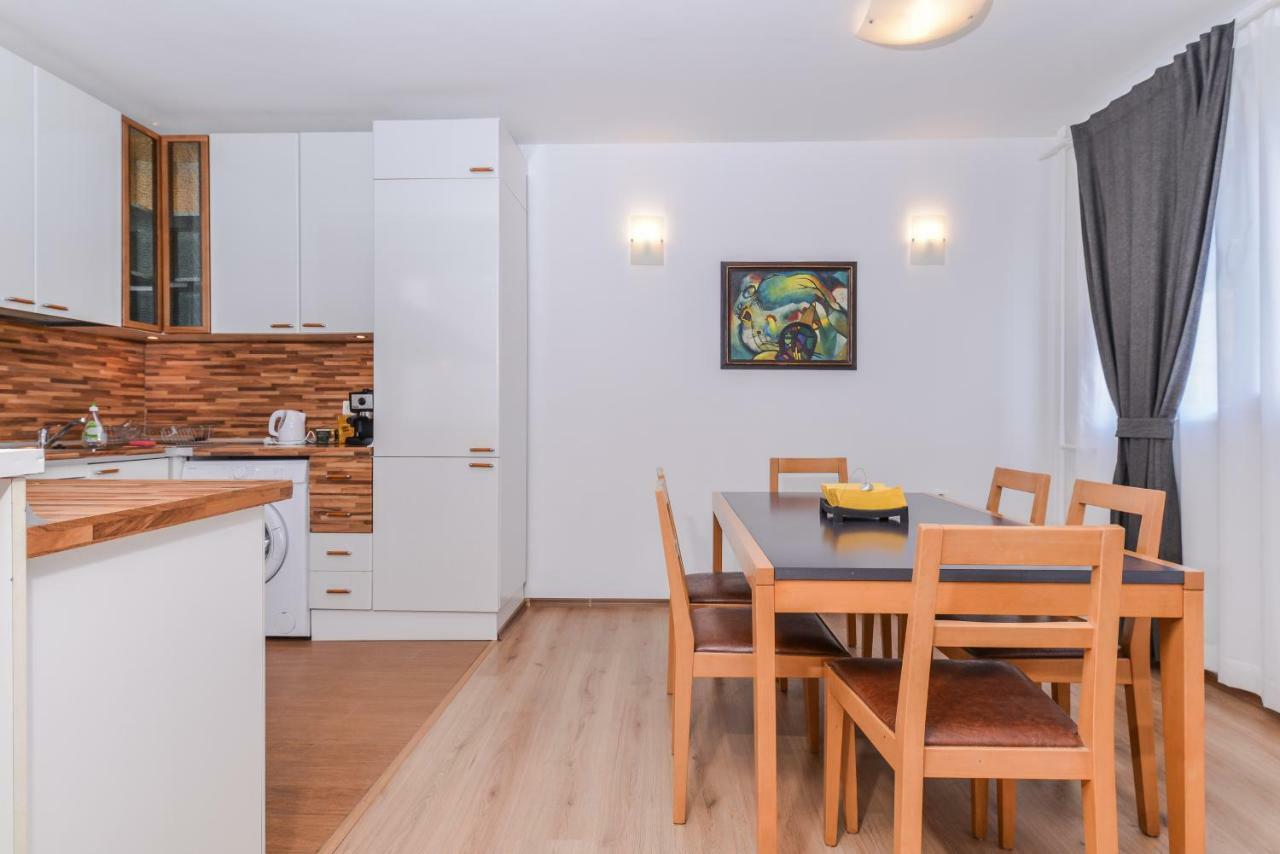 Eleganto - Central 2Bd Stylish Apartment By Flat Mаnager ソフィア エクステリア 写真